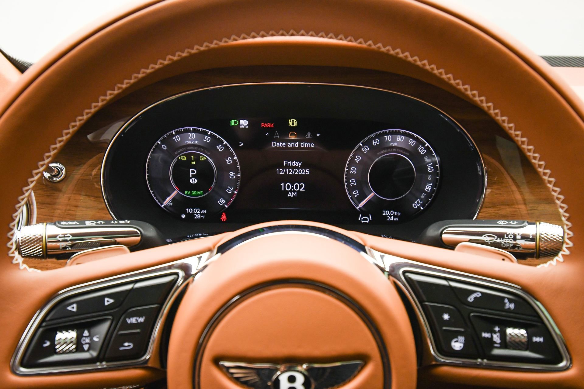 New 2026 Bentley Flying Spur Plug-In Hybrid AWD/4WD image 16