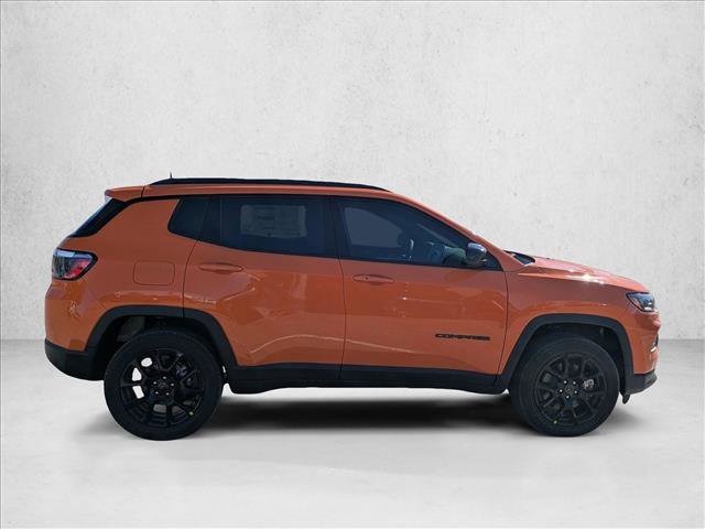 New 2026 Jeep Compass Latitude image 4