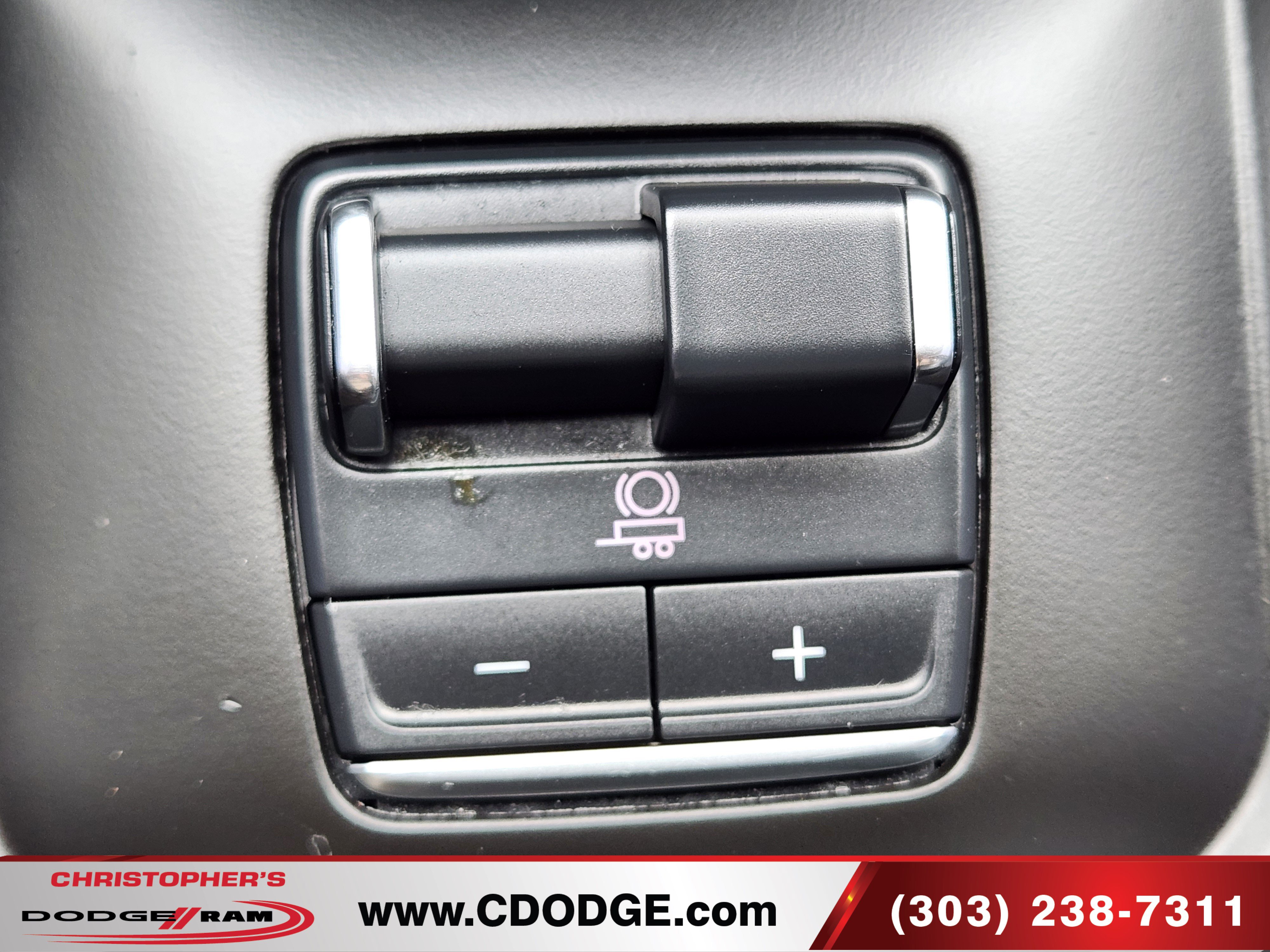Used 2023 GMC Sierra 1500 Denali w/ Technology Package AWD/4WD image 27