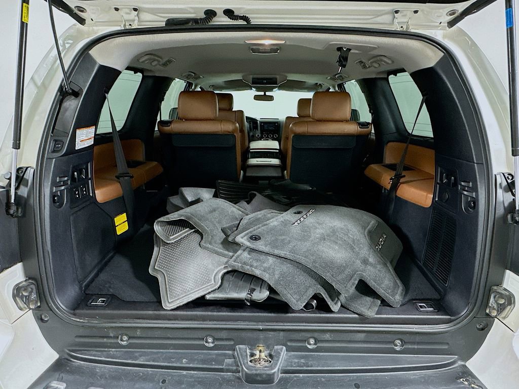 Used 2016 Toyota Sequoia Platinum image 27