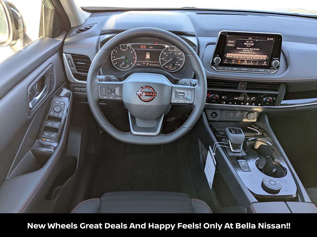 New 2026 Nissan Rogue SV AWD/4WD image 22