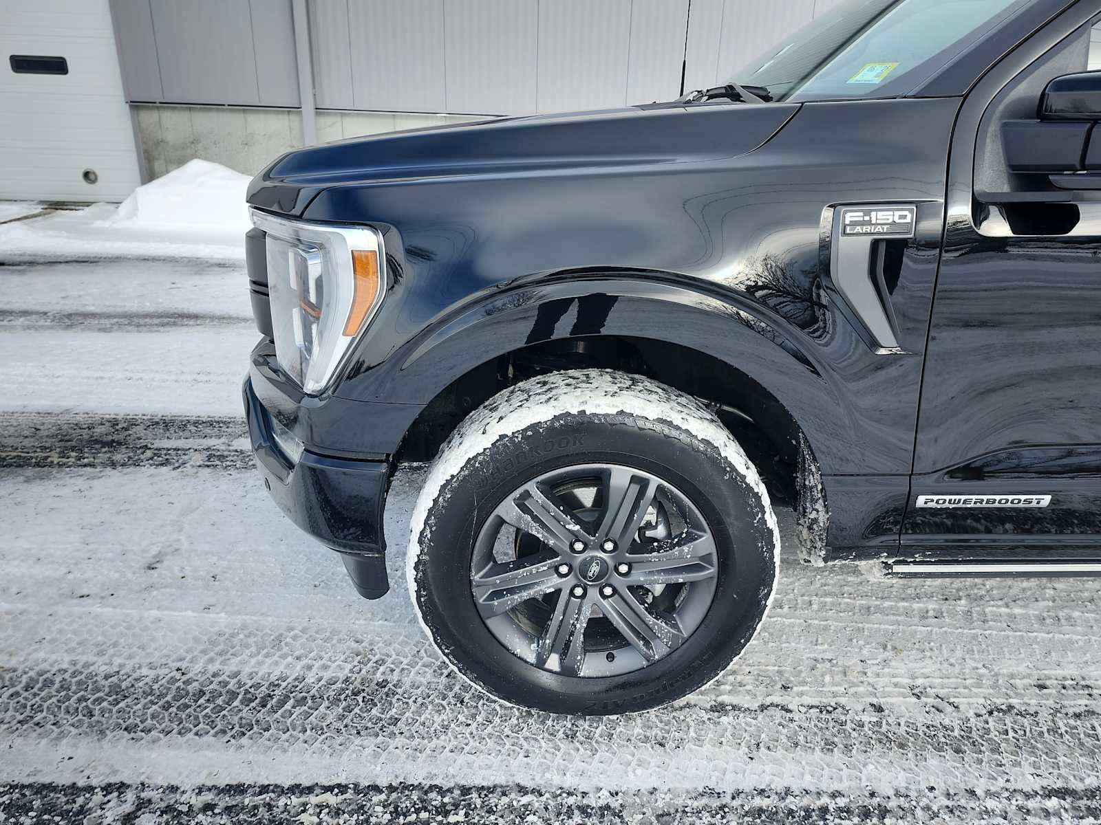 Used 2023 Ford F150 Lariat w/ Equipment Group 502A High image 10