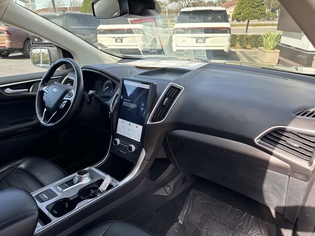Used 2024 Ford Edge SEL image 21