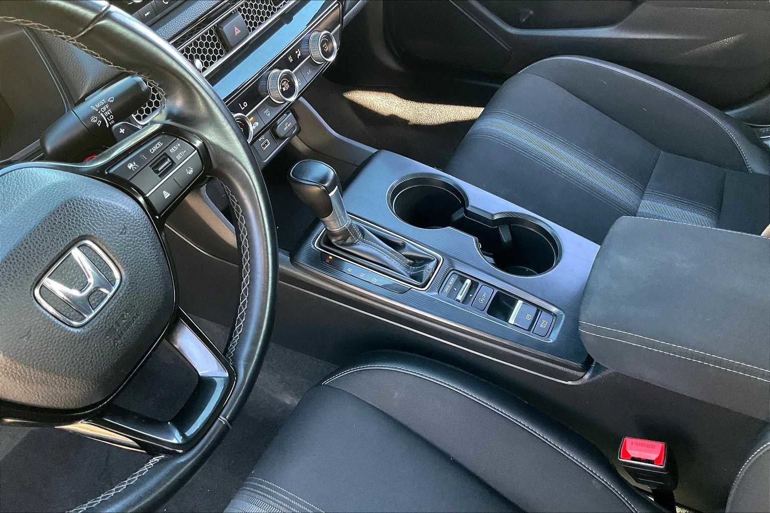 Used 2022 Honda Civic Sport image 18