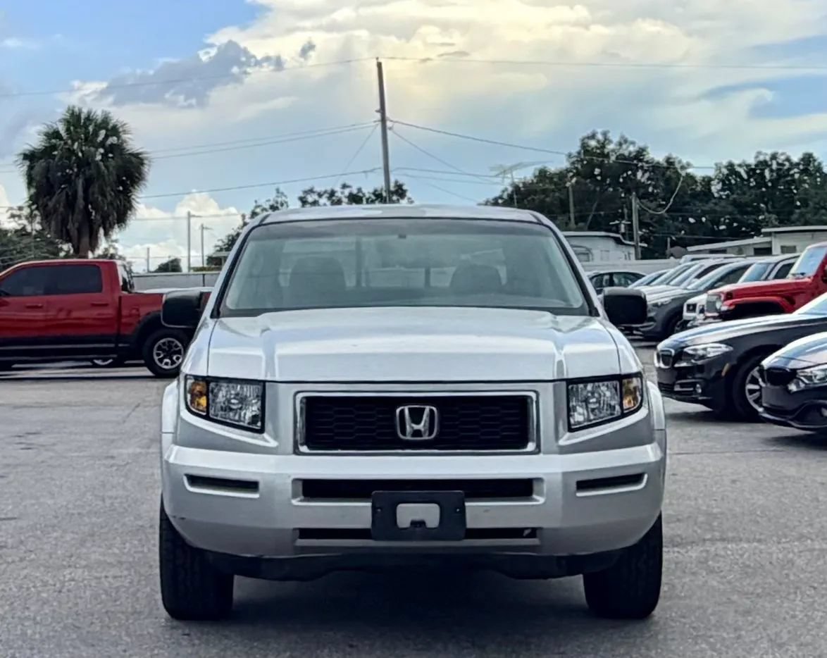 Used 2008 Honda Ridgeline RTX image 2