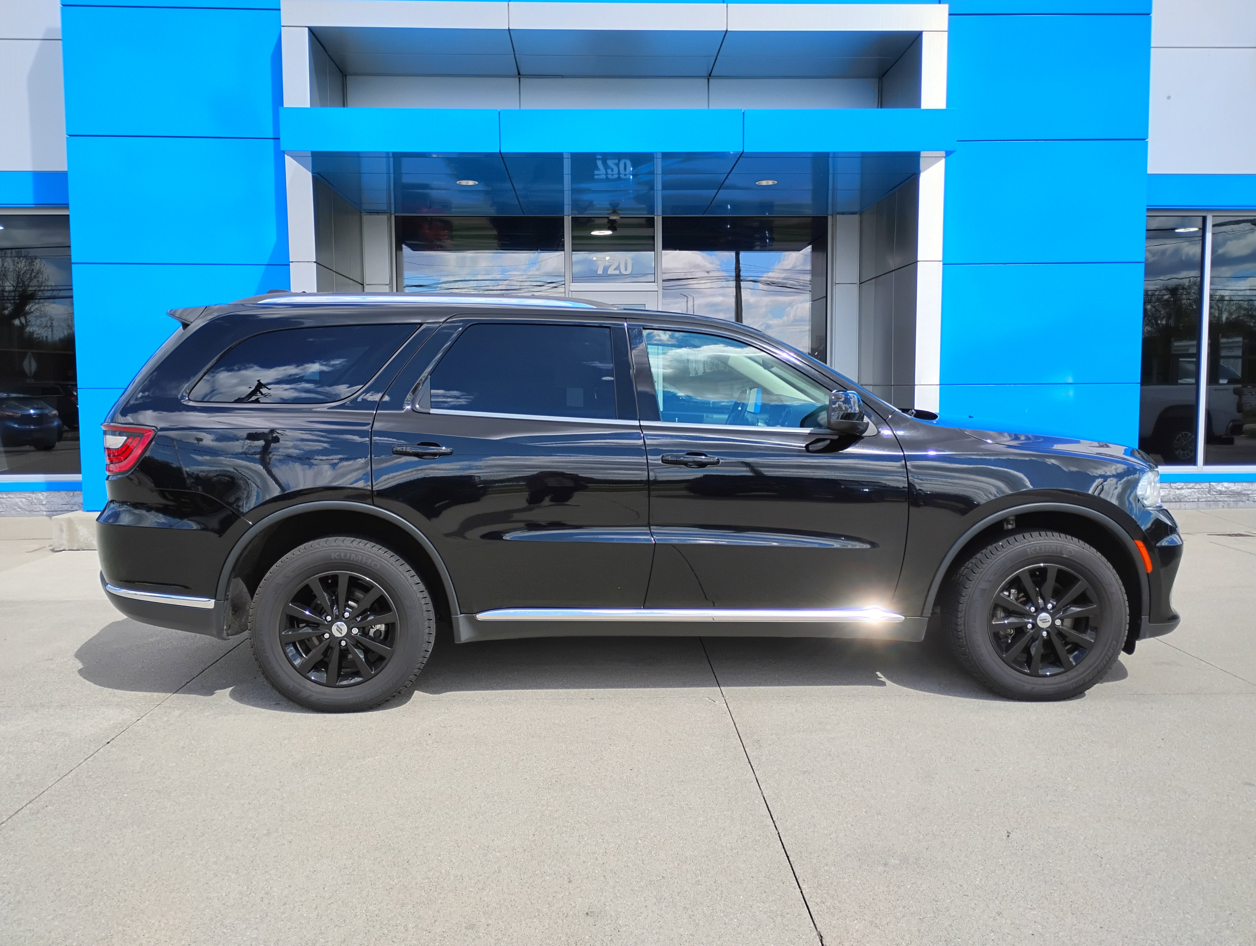 Used 2022 Dodge Durango SXT AWD/4WD image 33