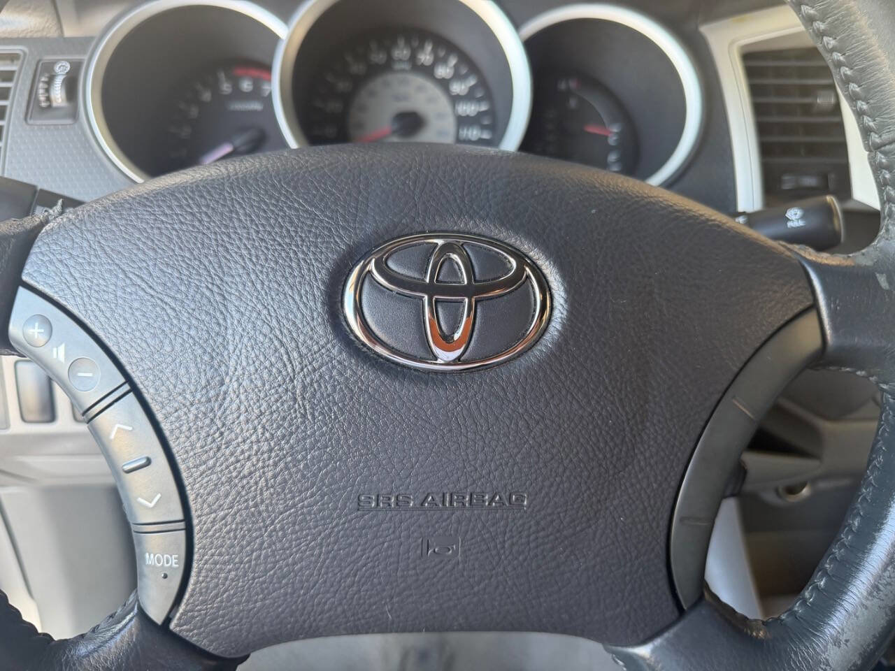 Used 2006 Toyota Tacoma PreRunner RWD image 16