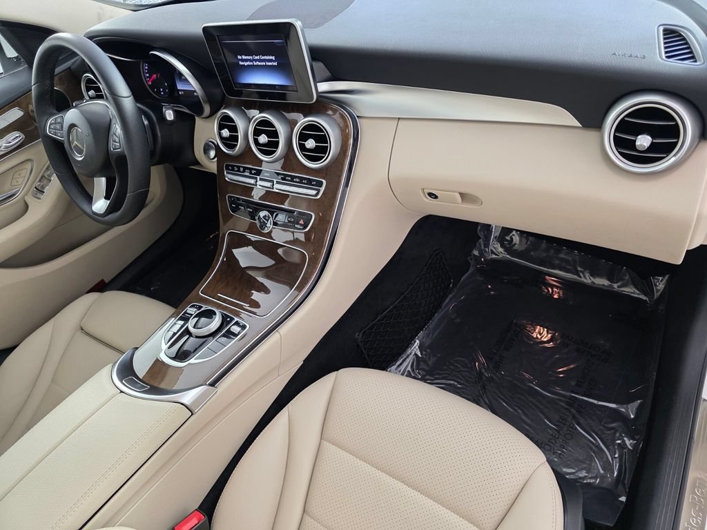 Used 2017 Mercedes-Benz C 300 Sedan image 31