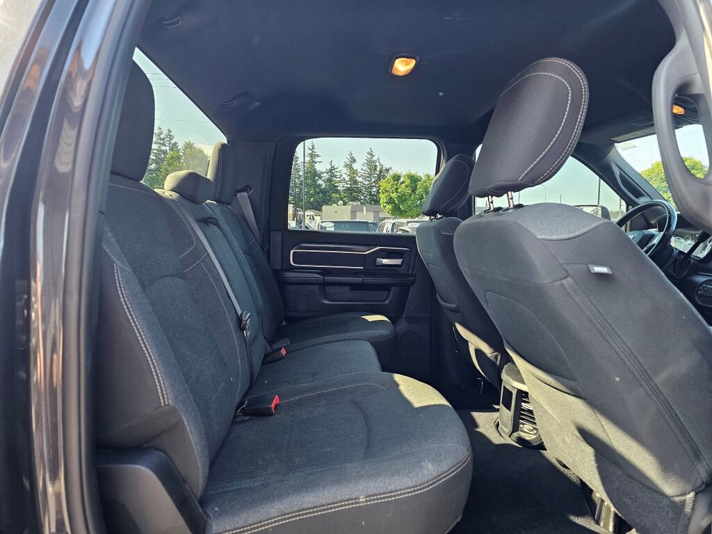 Used 2019 RAM 2500 Big Horn w/ Night Edition AWD/4WD image 12