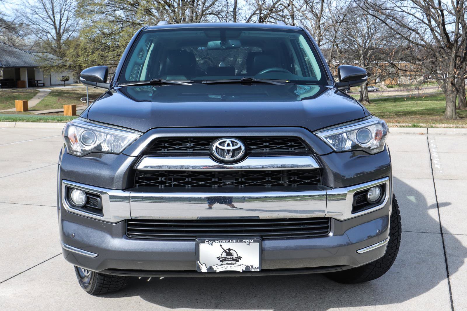 Used 2017 Toyota 4Runner Limited image 17