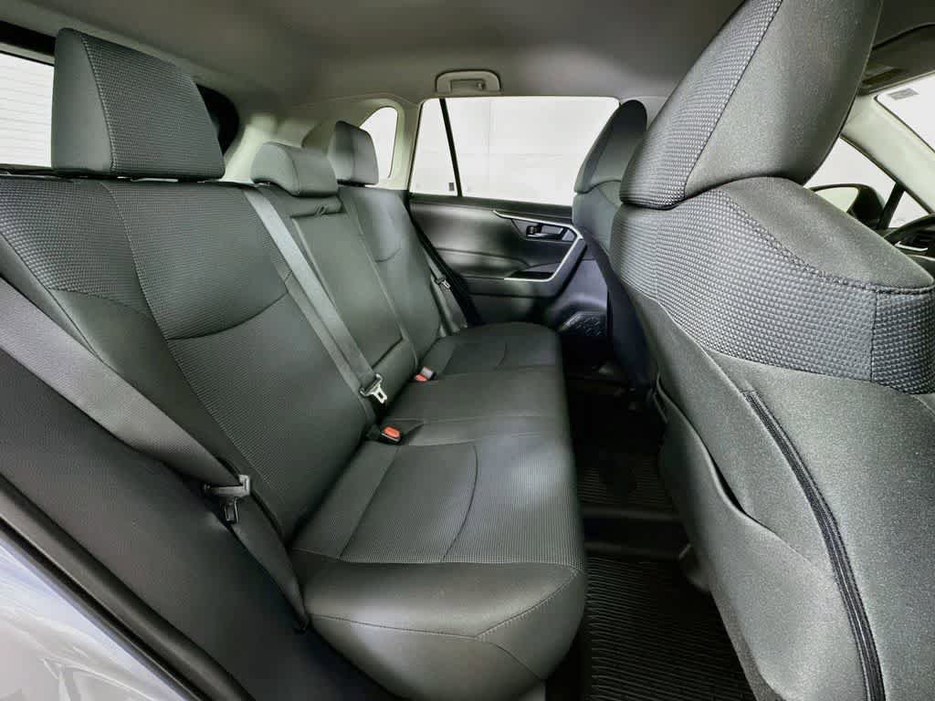 Used 2025 Toyota RAV4 LE FWD image 30