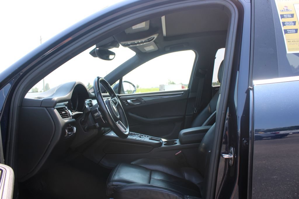 Used 2018 Porsche Macan S AWD/4WD image 22