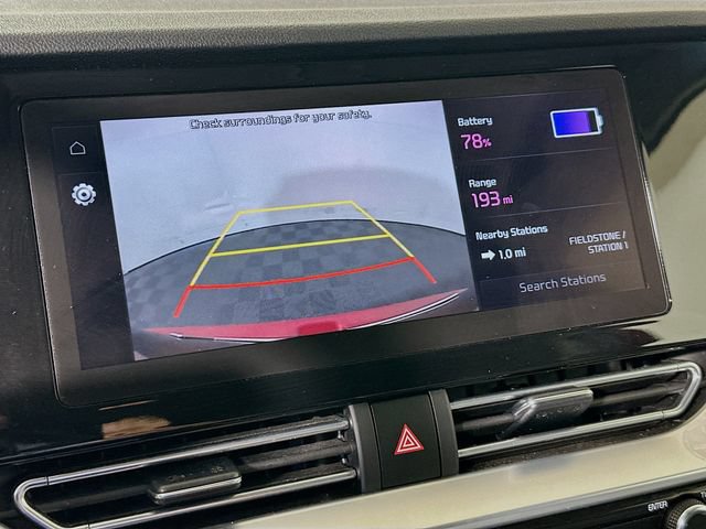 Used 2022 Kia Niro EX FWD image 17
