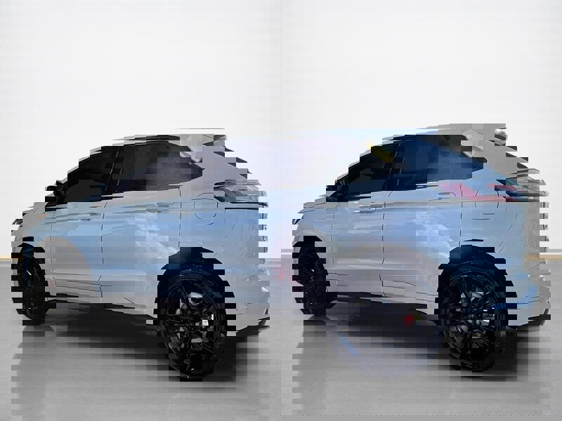 Used 2019 Ford Edge ST w/ Equipment Group 401A image 7