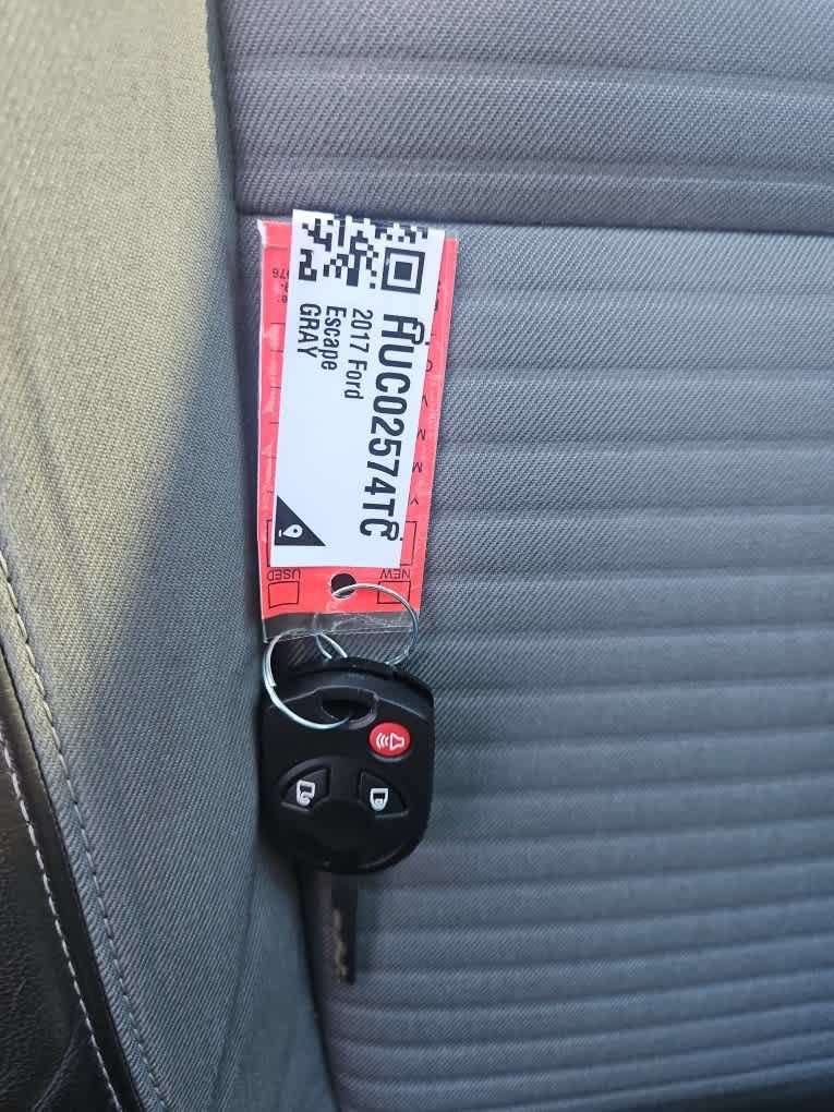 Used 2017 Ford Escape SE w/ Equipment Group 201A AWD/4WD image 20