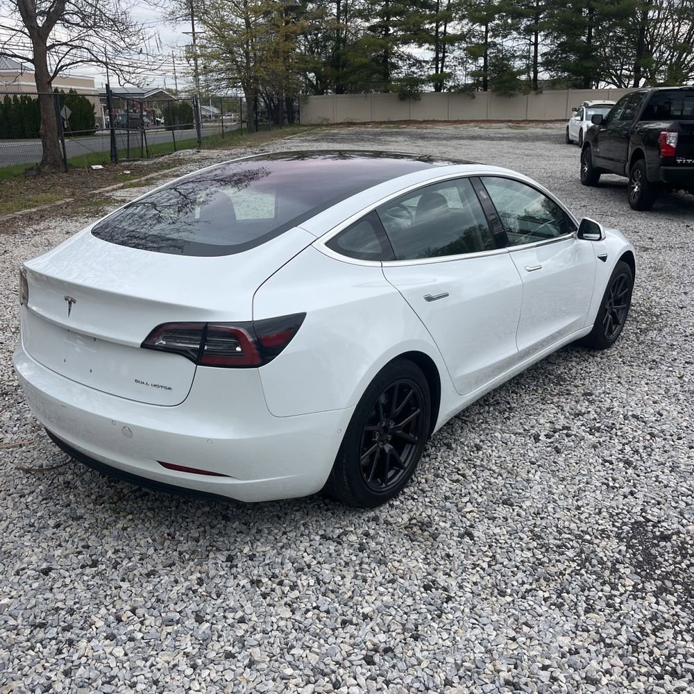 Used 2018 Tesla Model 3 Long Range AWD/4WD image 3