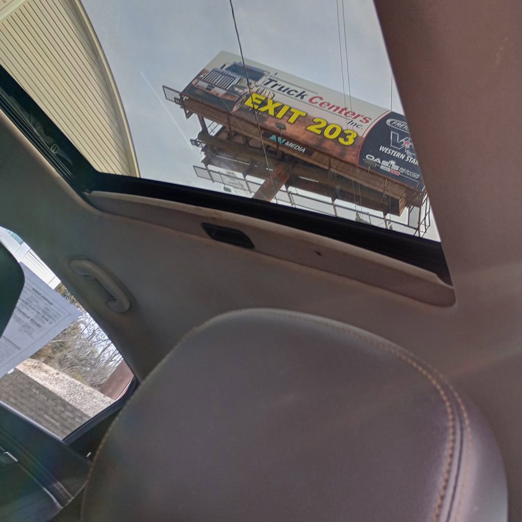 Used 2016 Chevrolet Impala LTZ image 15