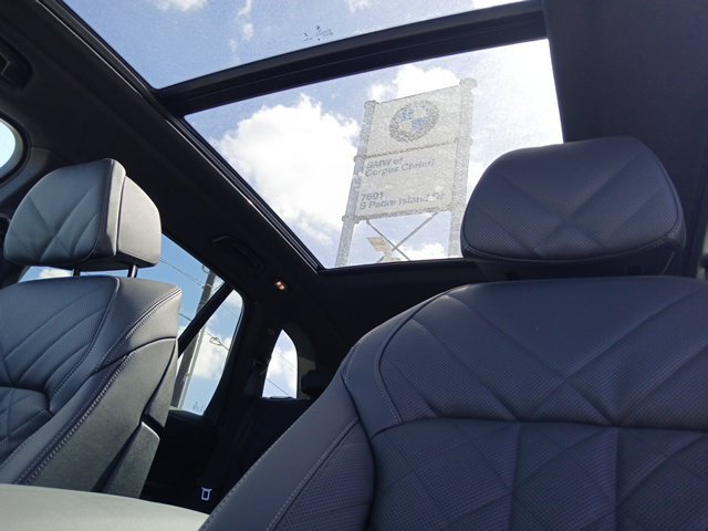 New 2026 BMW X5 sDrive40i w/ Climate Comfort Package RWD image 29