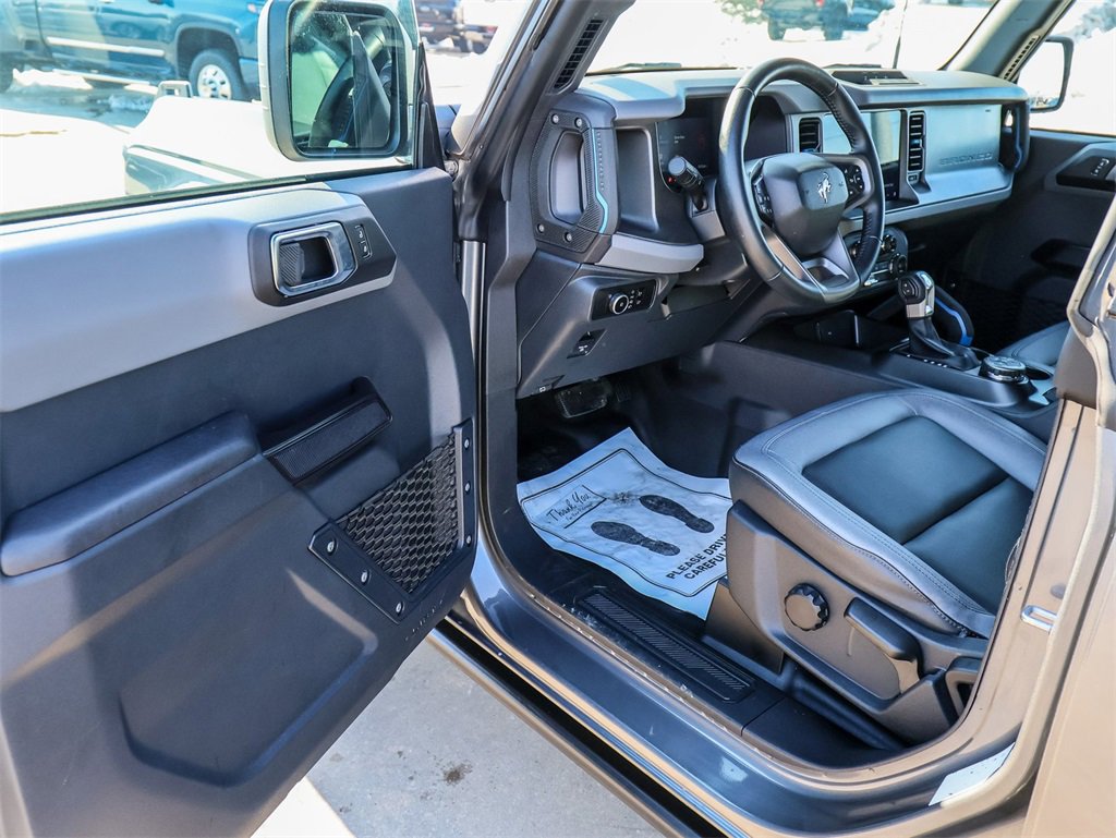 Used 2024 Ford Bronco Black Diamond image 25