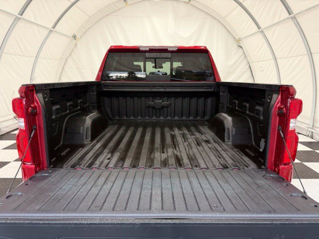 Used 2024 Chevrolet Silverado 1500 RST w/ Convenience Package II AWD/4WD image 4