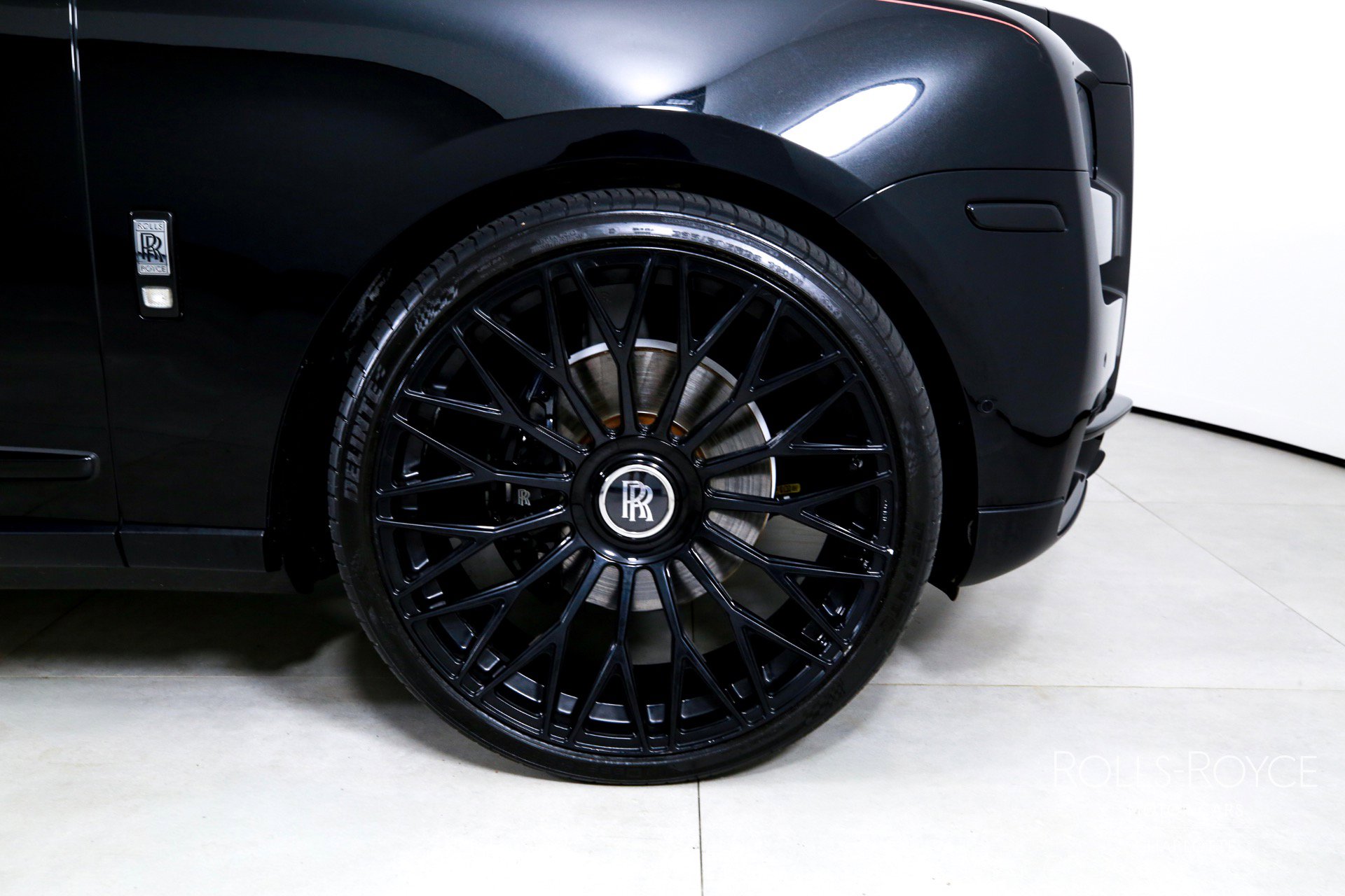 Certified 2022 Rolls-Royce Cullinan w/ Dark Exterior Package image 36