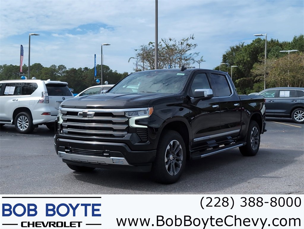 New 2026 Chevrolet Silverado 1500 High Country w/ LPO, Dark Essentials Package image 1