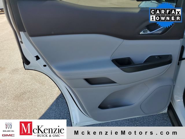 Used 2023 GMC Acadia SLT w/ Technology Package AWD/4WD image 34