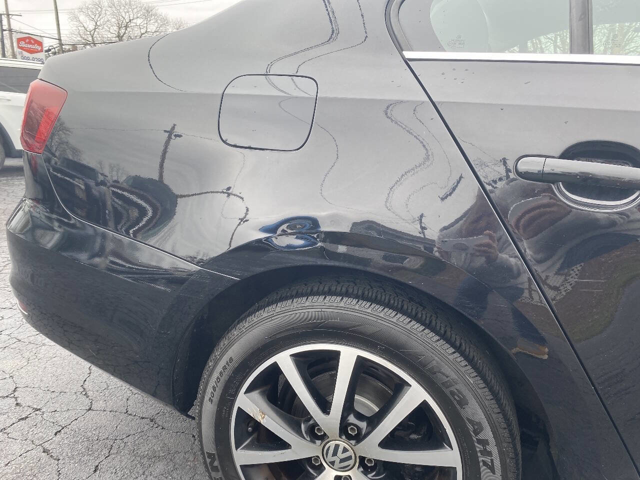 Used 2017 Volkswagen Jetta SE image 7