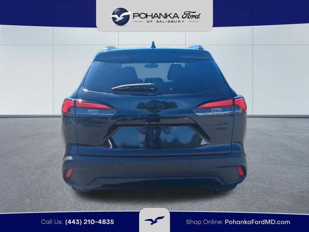 Used 2022 Toyota Corolla Cross XLE AWD/4WD image 6