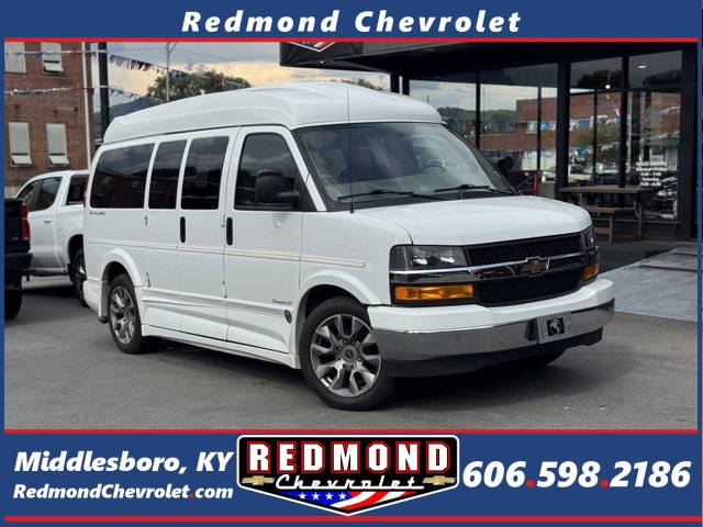 Used 2022 Chevrolet Express 2500 w/ Enhanced Convenience Package image 1