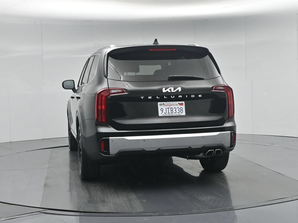 Used 2024 Kia Telluride S FWD image 32
