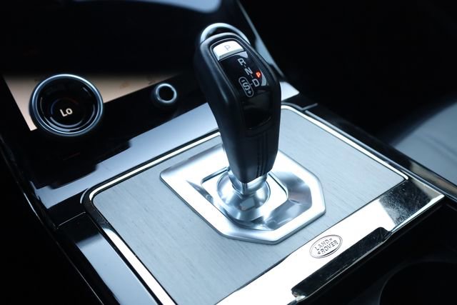 Used 2023 Land Rover Range Rover Evoque R-Dynamic SE image 19