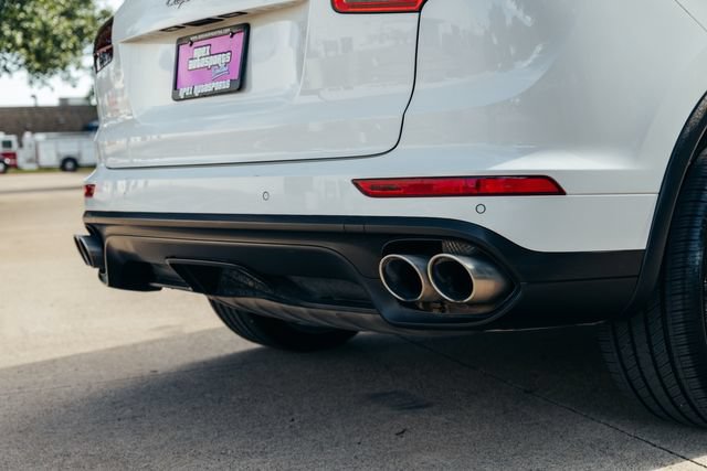 Used 2016 Porsche Cayenne S AWD/4WD image 97