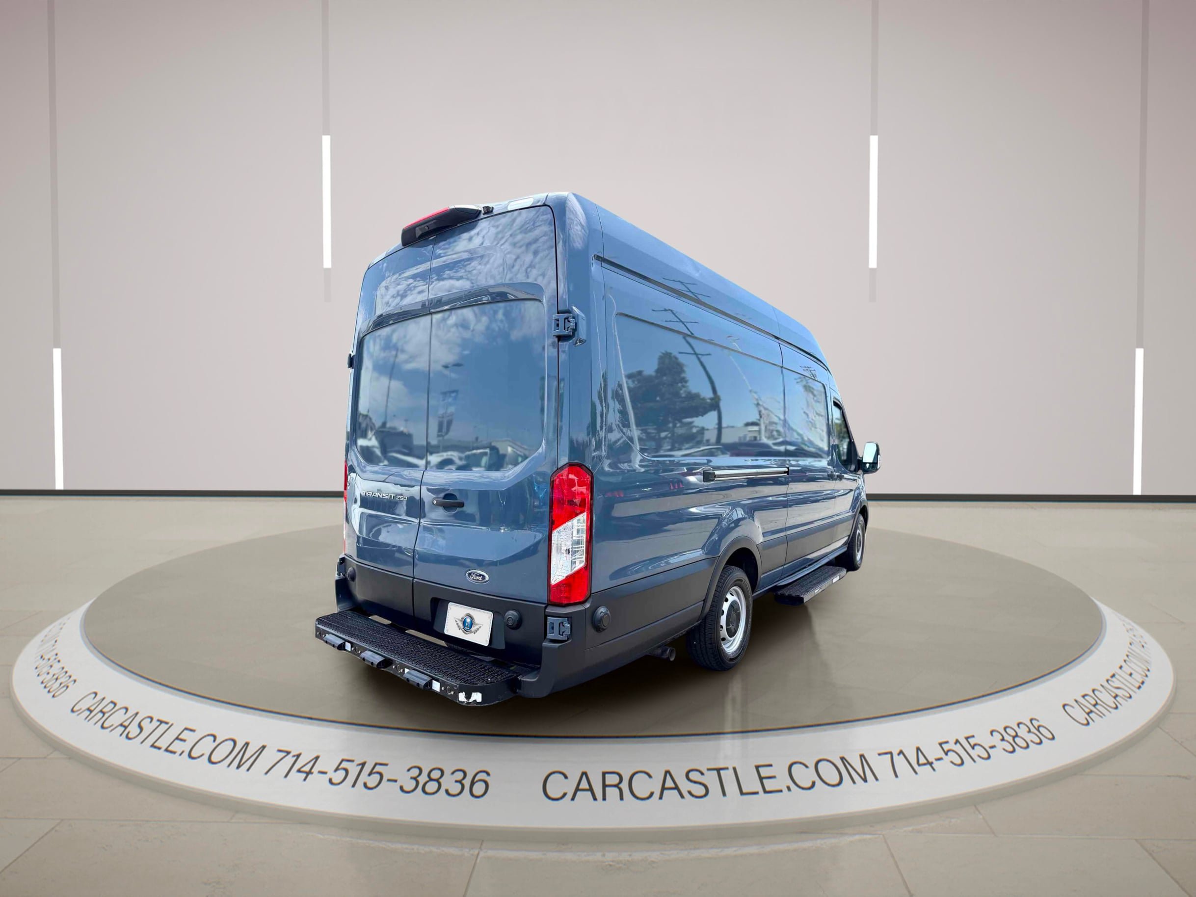Used 2020 Ford Transit 250 148 High Roof Extended RWD image 5