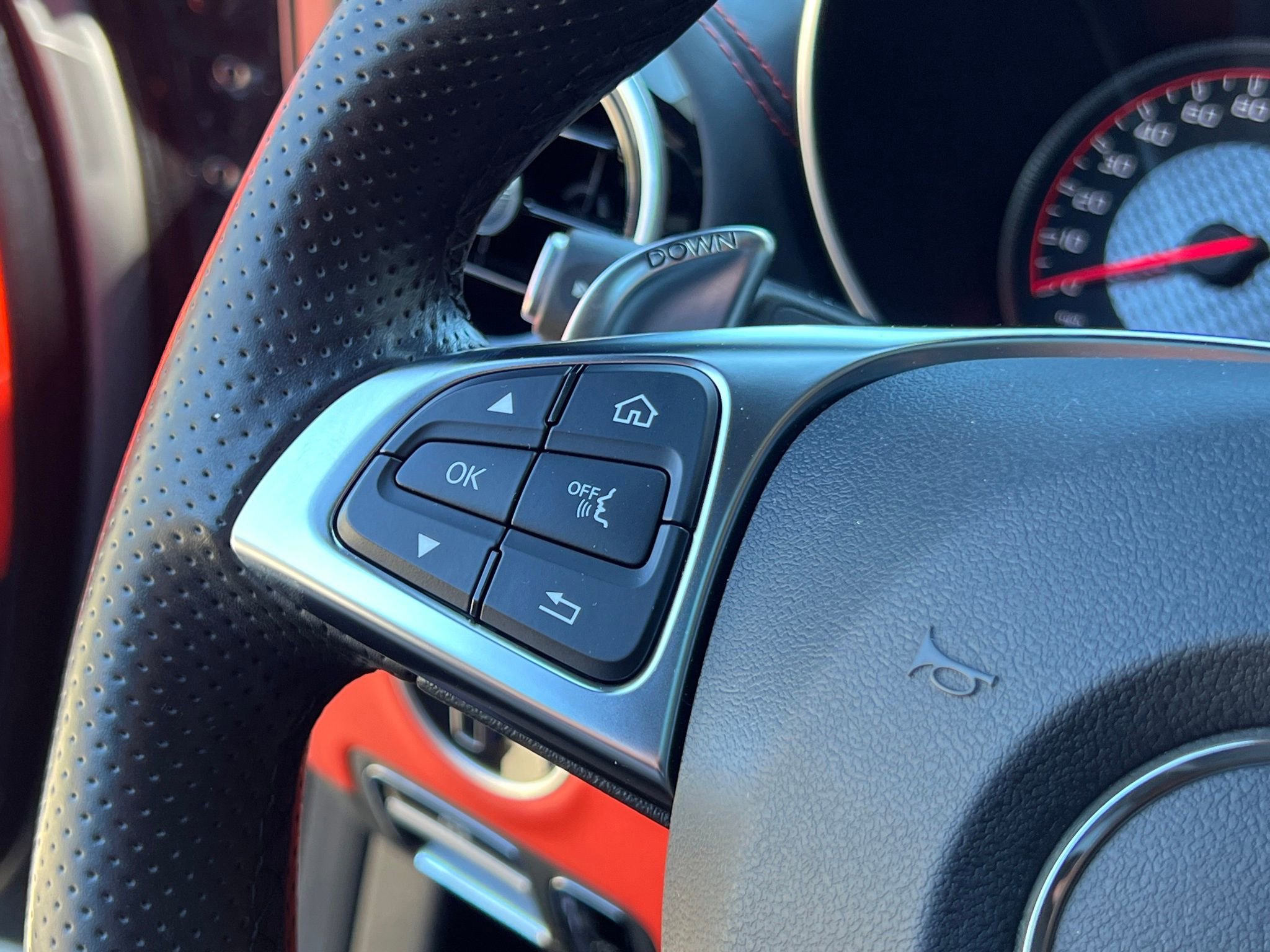 Used 2016 Mercedes-Benz AMG GT S image 22