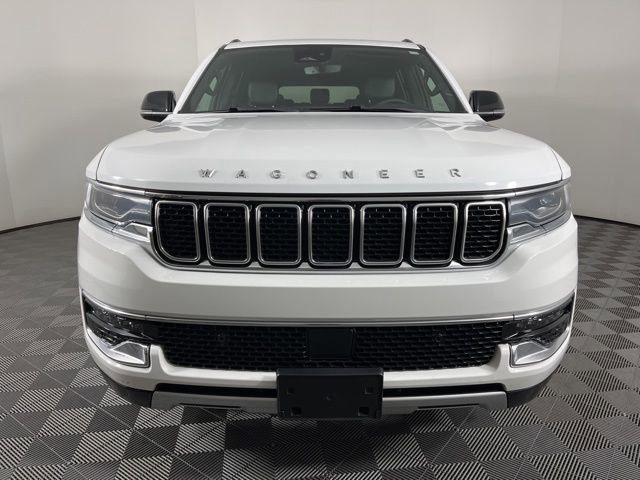 Used 2024 Jeep Wagoneer Series II w/ Flexible Seating Group image 4