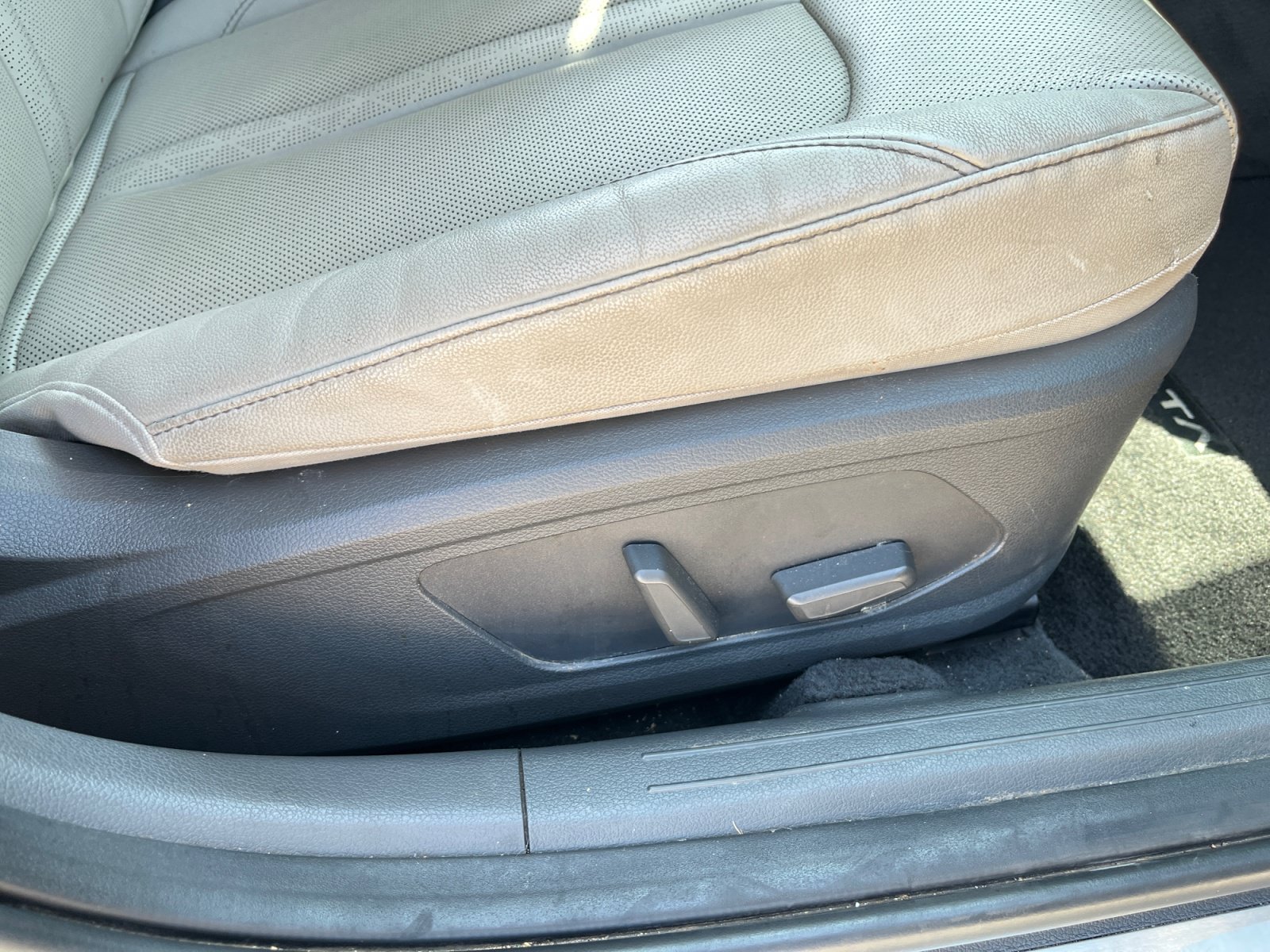 Used 2023 Hyundai Sonata Limited w/ Cargo Package FWD image 30