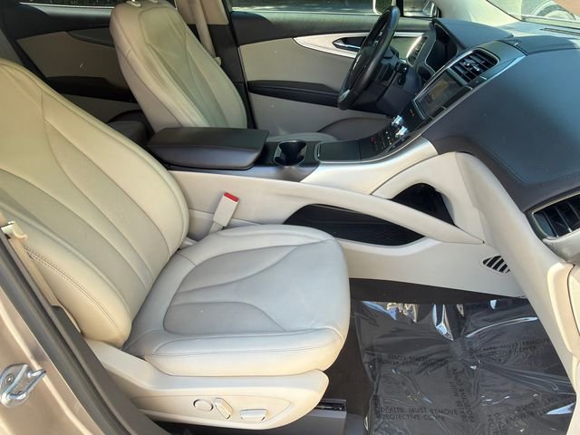 Used 2020 Lincoln Nautilus FWD w/ Equipment Group 101A image 15