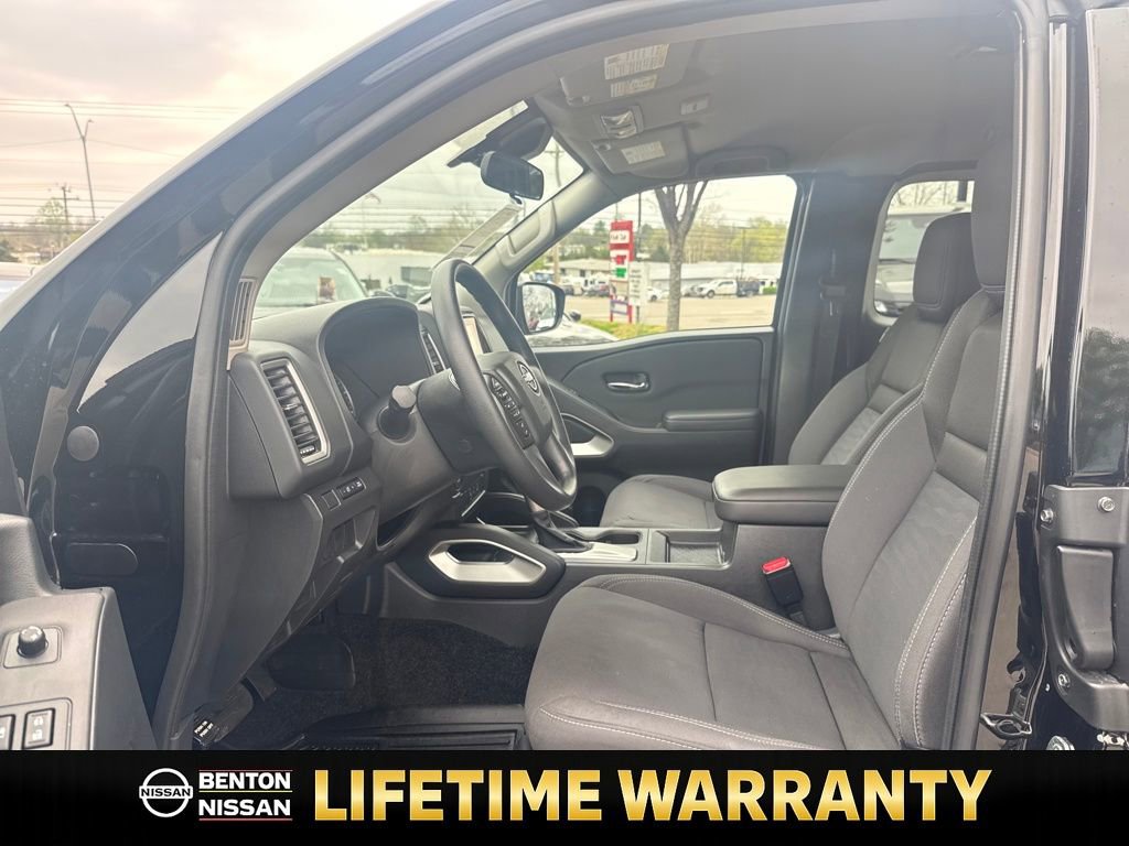 Certified 2024 Nissan Frontier SV w/ Technology Package image 10