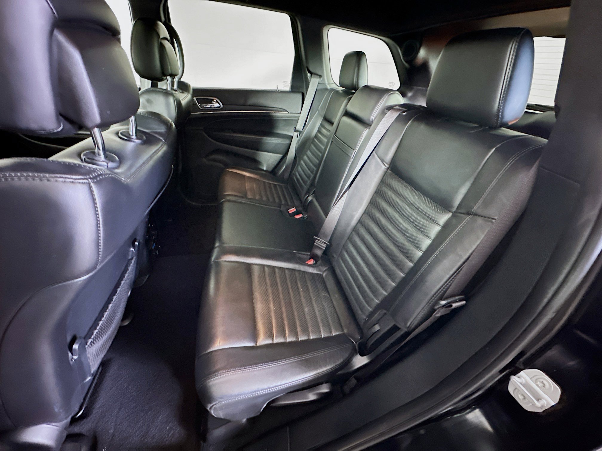 Used 2020 Jeep Grand Cherokee Limited X image 28