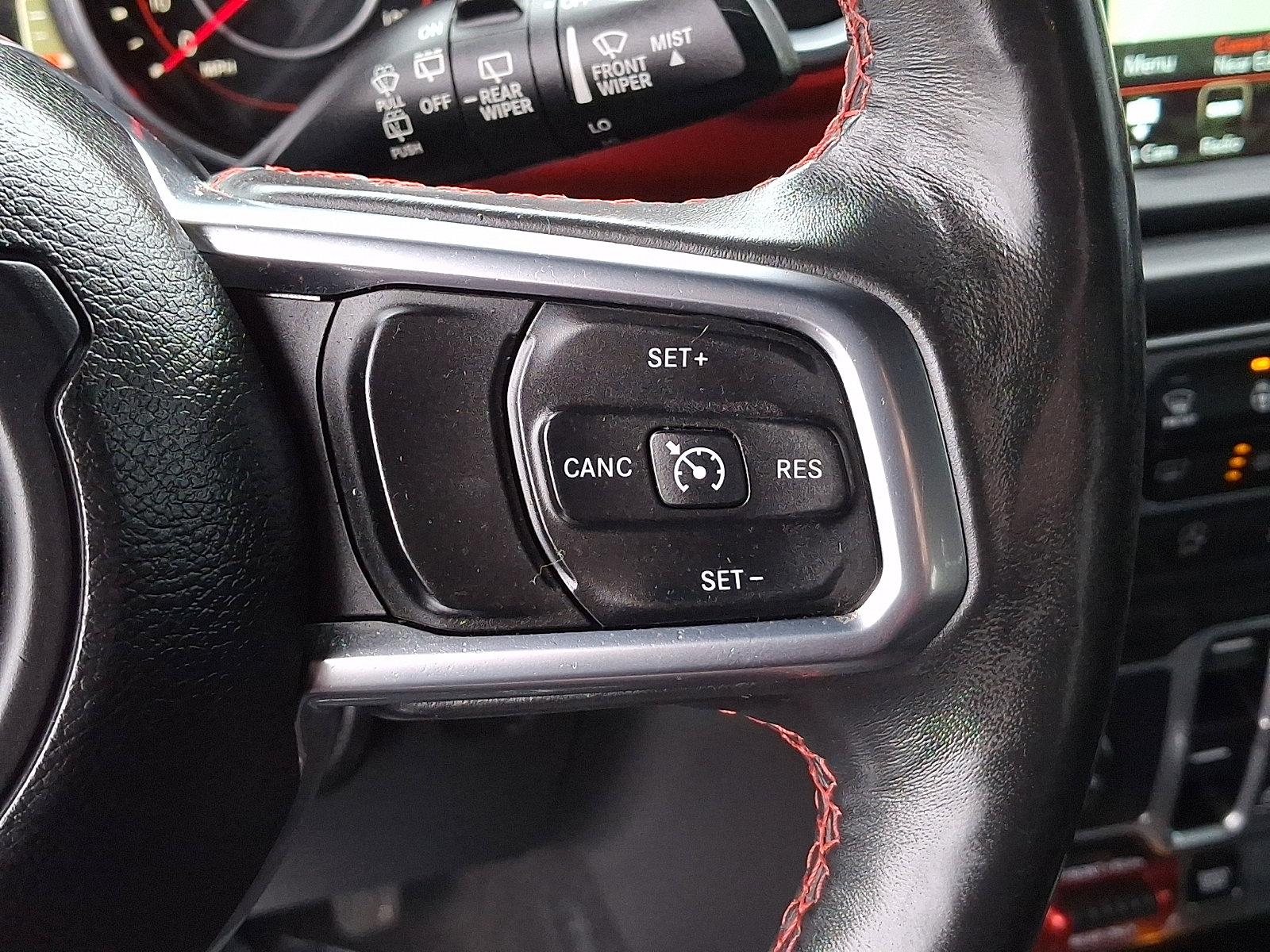 Used 2018 Jeep Wrangler Unlimited Rubicon w/ Uconnect 4C Nav & Sound Group image 22