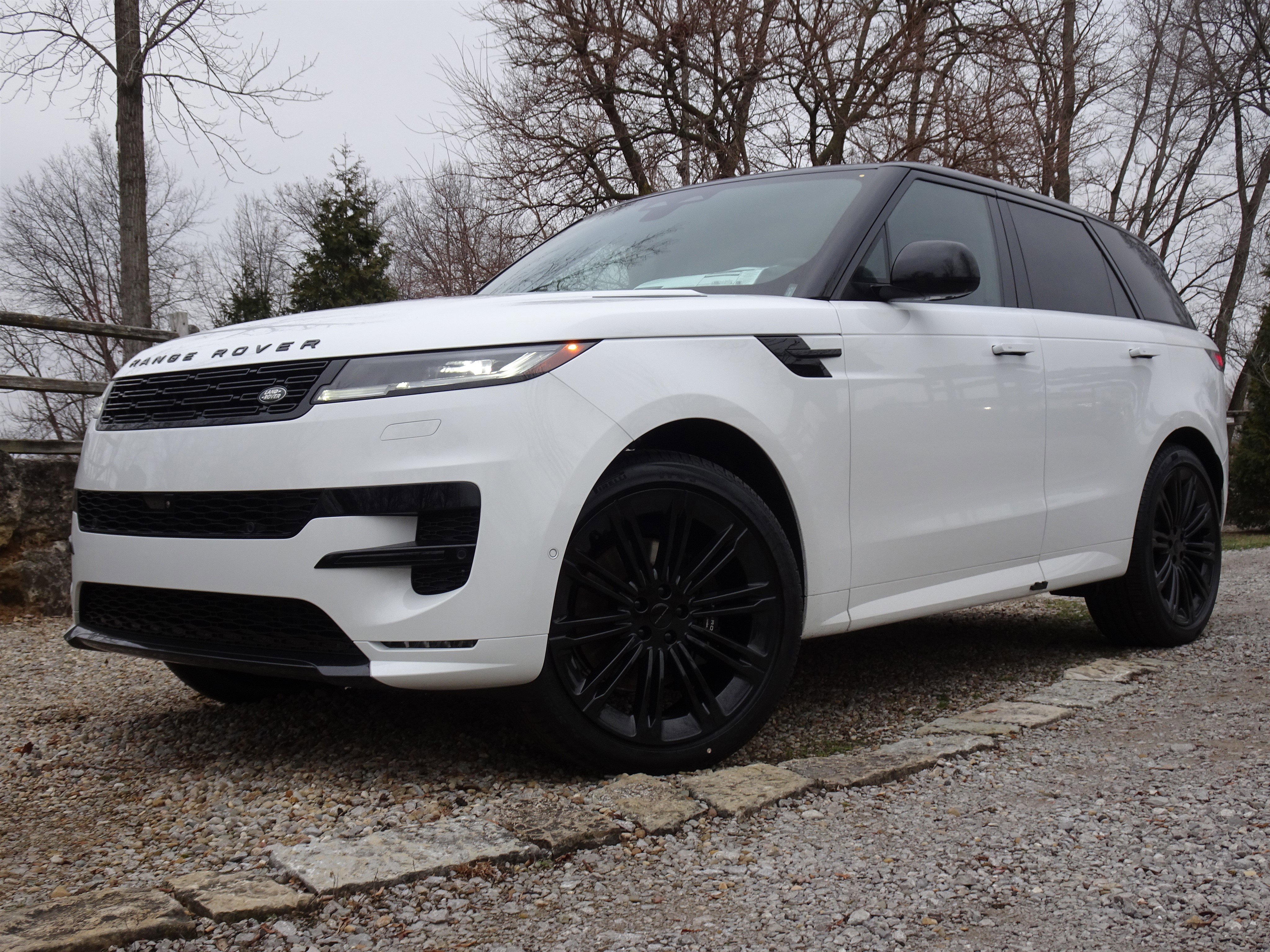 New 2026 Land Rover Range Rover Sport Dynamic SE AWD/4WD image 1