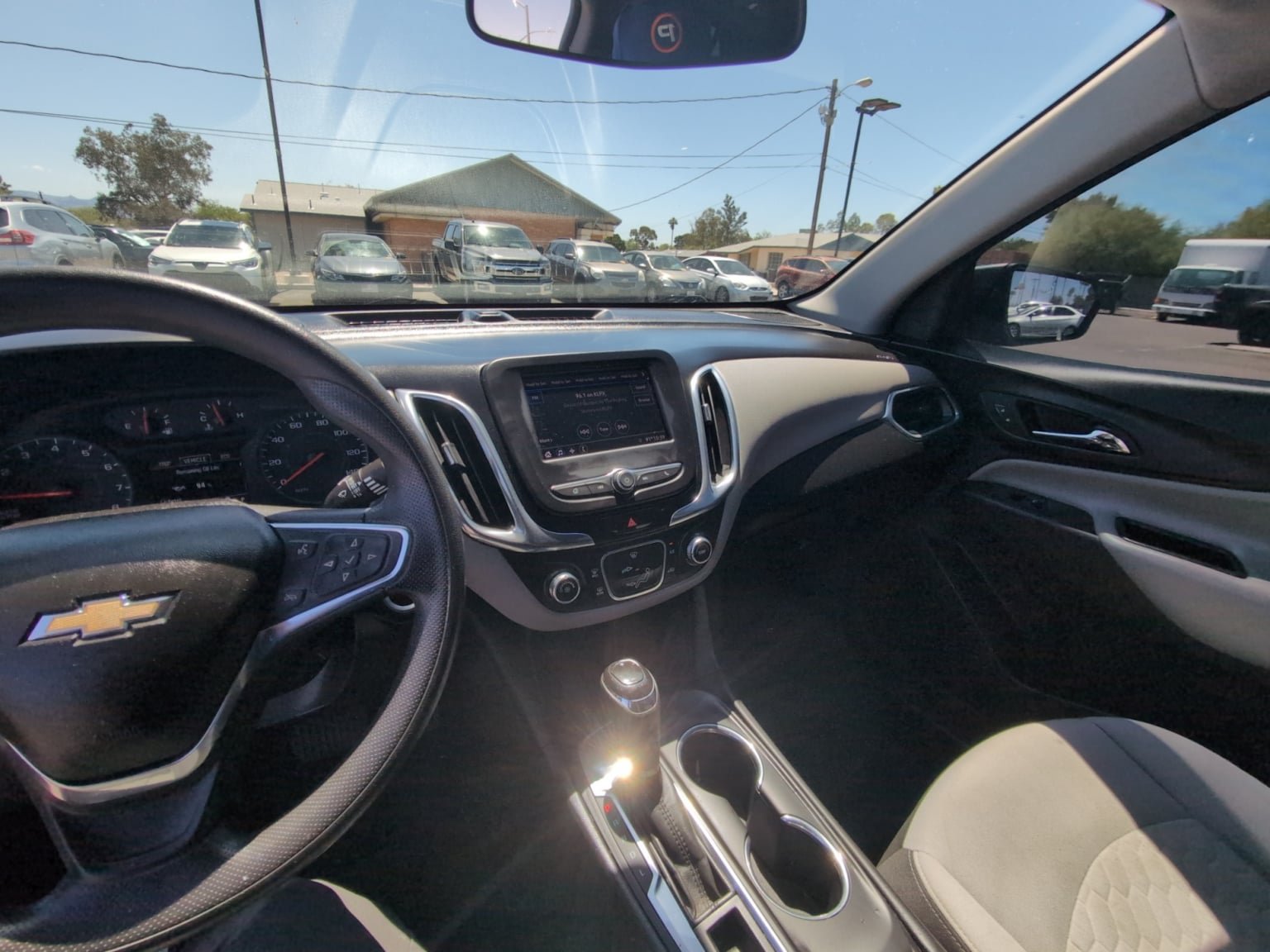 Used 2020 Chevrolet Equinox LS w/ LS Convenience Package FWD image 22