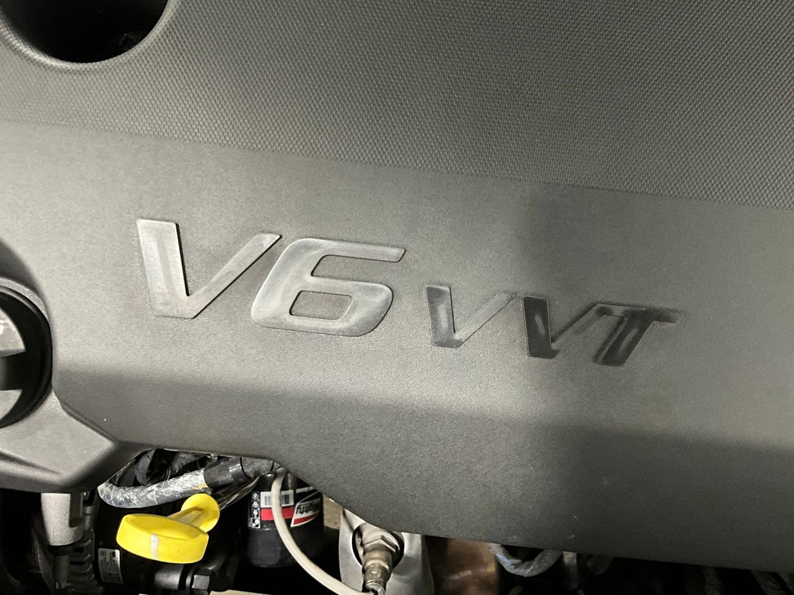 Used 2023 Buick Enclave Essence AWD/4WD image 30