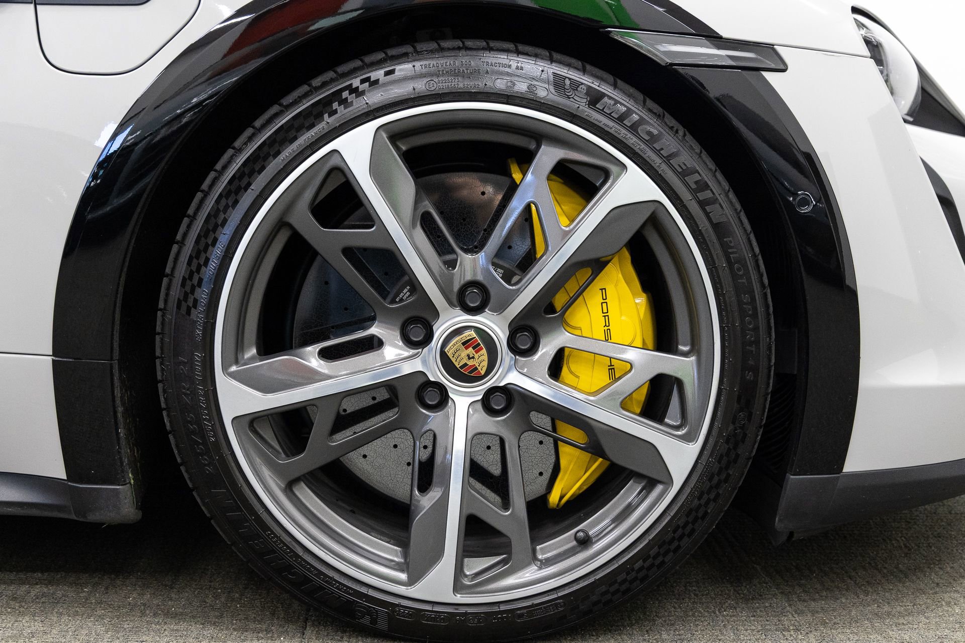 Used 2021 Porsche Taycan Turbo S AWD/4WD image 21