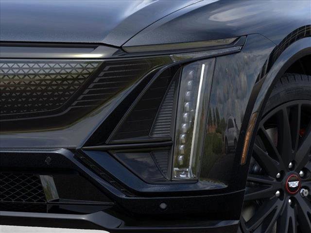 New 2026 Cadillac Lyriq V image 10