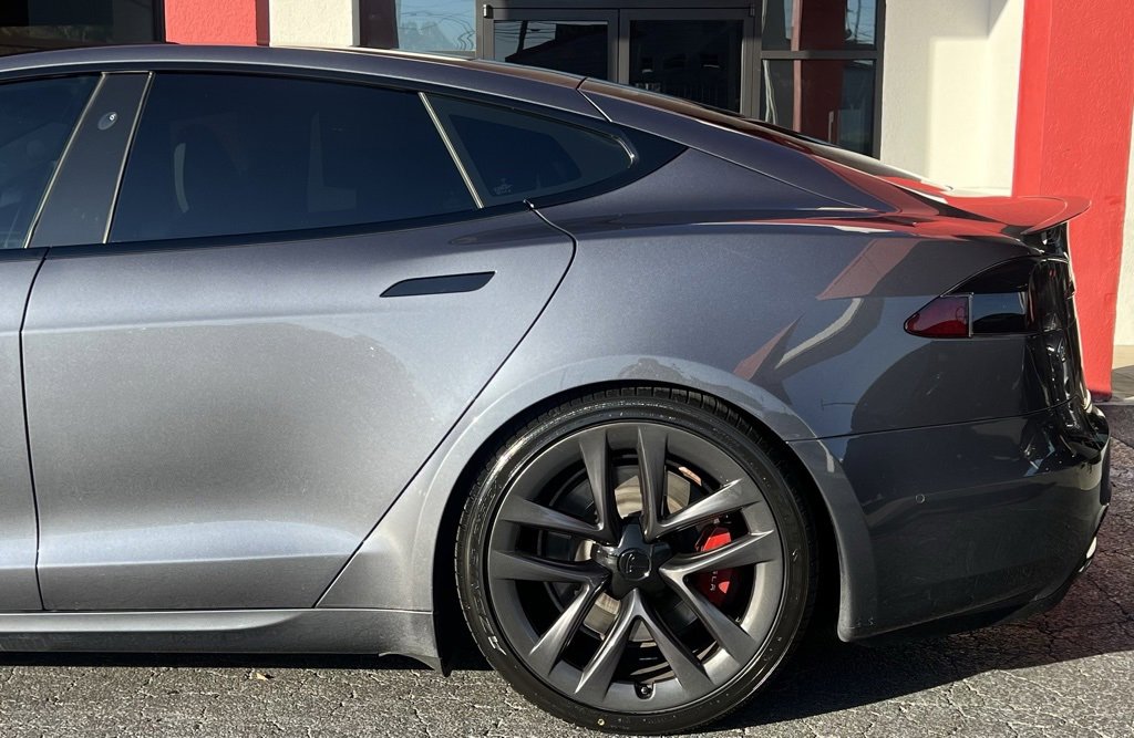 Used 2021 Tesla Model S Plaid image 6