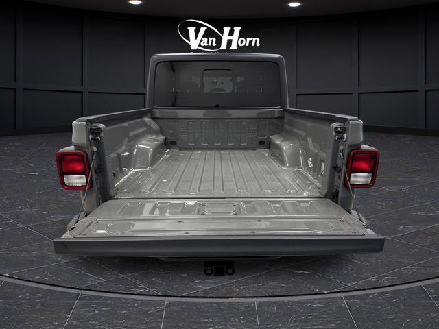 Used 2022 Jeep Gladiator Sport image 12