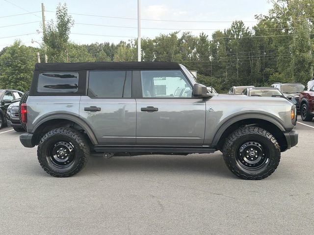 Used 2023 Ford Bronco Black Diamond AWD/4WD image 2