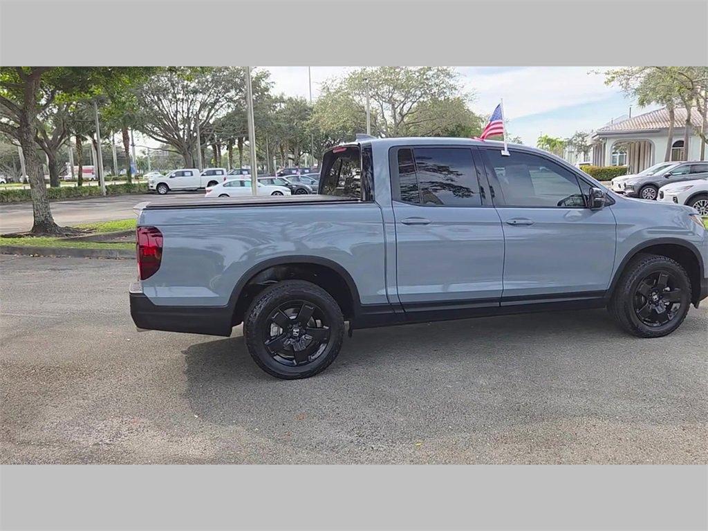 Used 2025 Honda Ridgeline Black Edition image 40